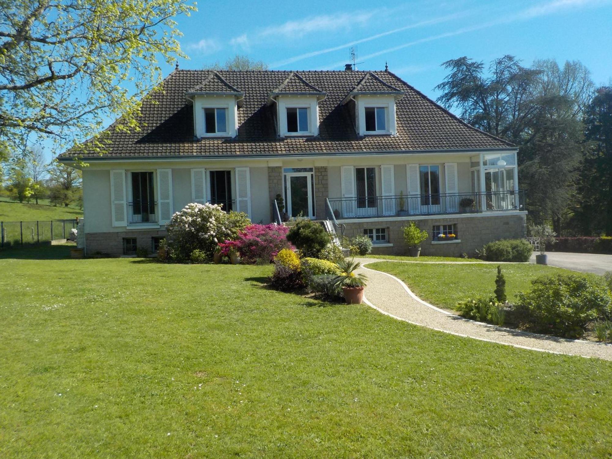 Charmant Appartement Dans Maison De Caractere Saint-Brice-sur-Vienne ภายนอก รูปภาพ